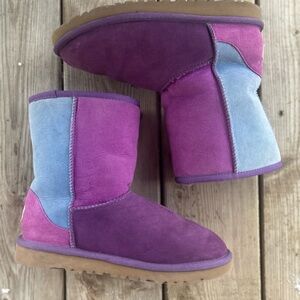 UGG Classic Short Patchwork Boots Purple Blue Shearling Women’s Size 6